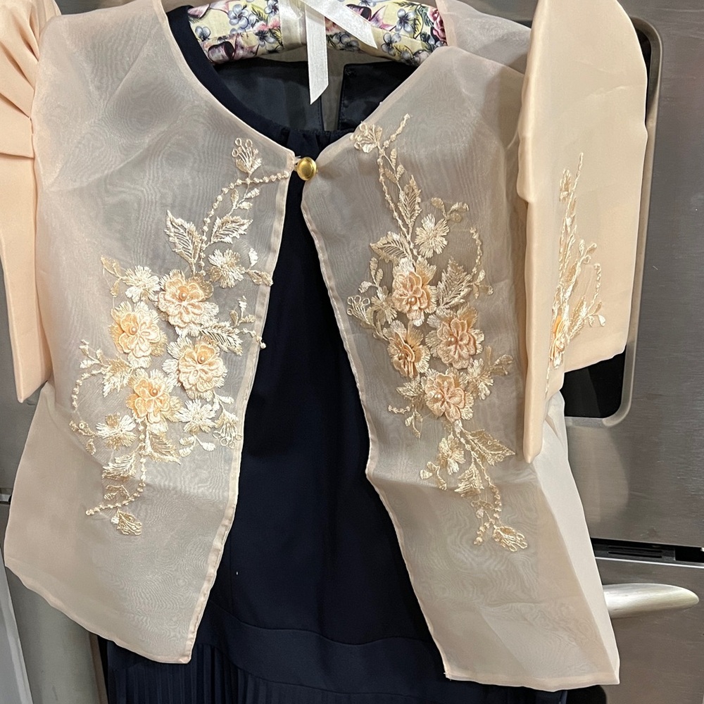 Elegant Floral Embroidered Jacket